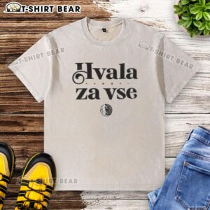Good Dallas Mavericks NBA Hvala Za Vse logo on a washed t-shirt, perfect for fans and casual wear.