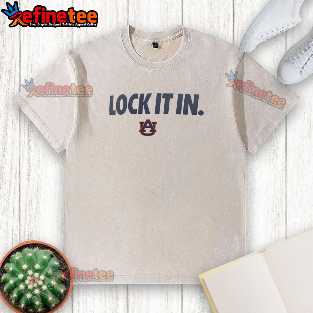 hot-auburn-tigers-2026-lock-it-in-washed-t-shirt Hot Auburn Tigers 2026 Lock It In Washed T-Shirt design featuring vibrant colors and team logo for fans.