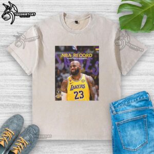 Premium King James LeBron James T-shirt featuring NBA history record of 15,838 field goals made poster design.