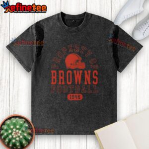 Premium Cleveland Browns Football Property 1946 Washed T-Shirt featuring vintage design and comfortable fit for fans.