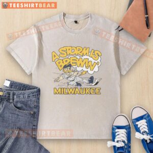 Good Milwaukee Brewers Bernie Brewer washed t-shirt featuring the team's logo for fans and baseball enthusiasts.
