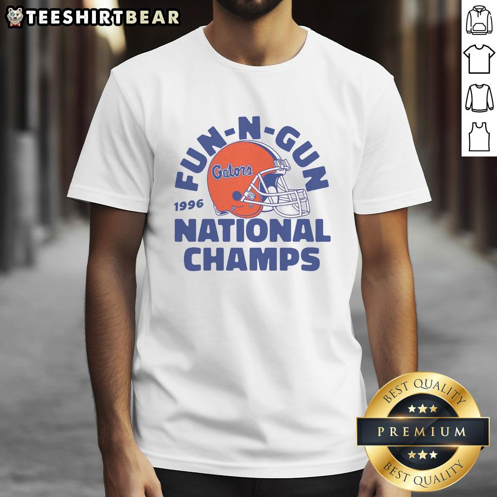 nice-1996-fun-n-gun-gators-football-vintage-t-shirt-1 Alt Text: Vintage 1996 Fun-N-Gun Gators Football T-Shirt featuring classic design and vibrant colors, perfect for fans.