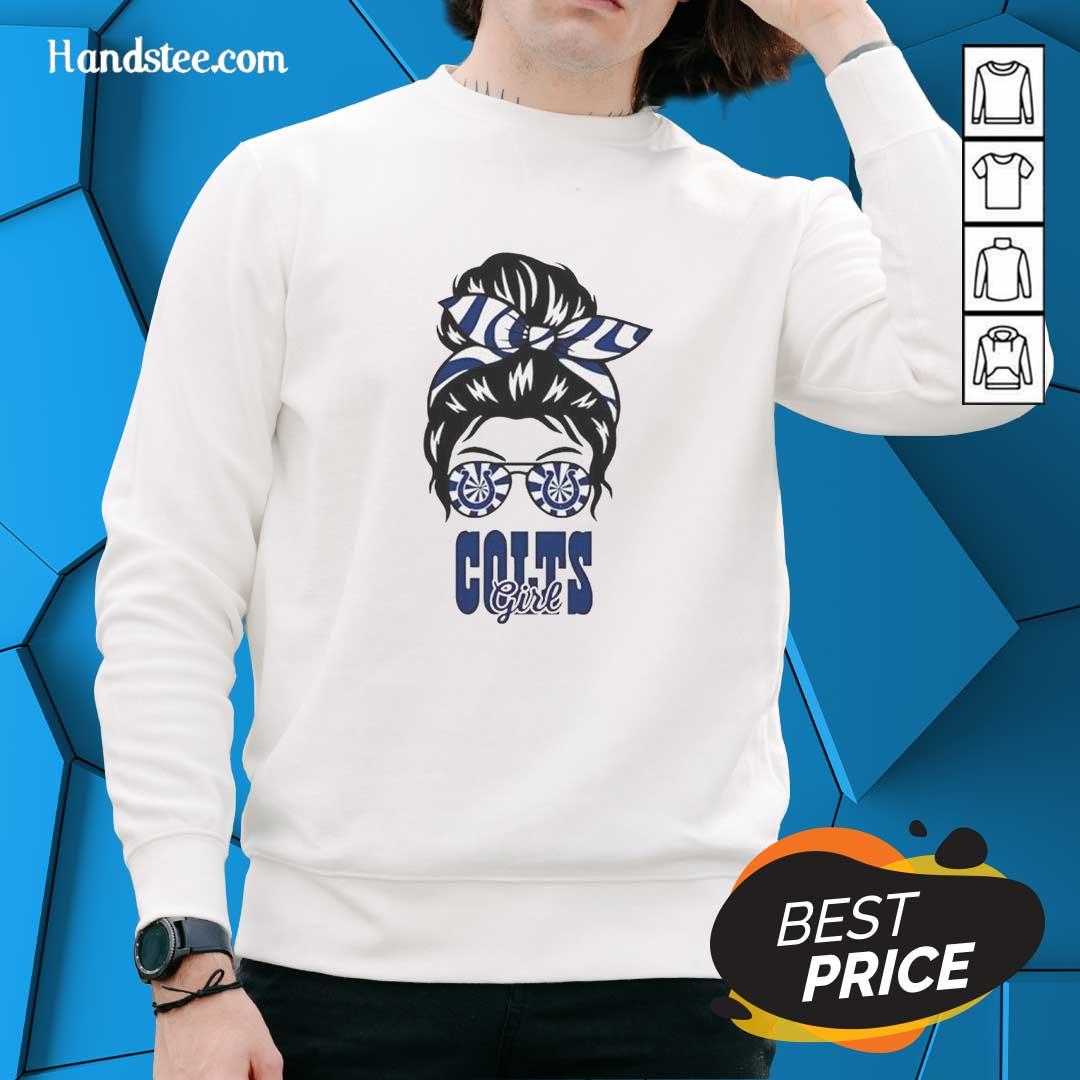 nice-indianapolis-colts-girl-messy-bun-glasses-sweatshirt Cheerful Indianapolis Colts girl in a messy bun, wearing glasses and a cozy sweatshirt, showcasing team spirit.