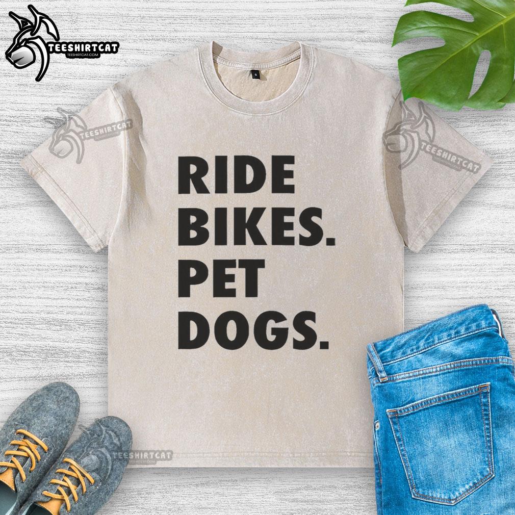 nice-ride-bikes-pet-dogs-washed-t-shirt Nice Ride bikes with pet dogs, featuring a fun washed t-shirt design for dog lovers and cycling enthusiasts.
