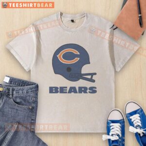 Alt Text: Awesome Chicago Bears football logo featured on a big helmet design in a stylish washed t-shirt.