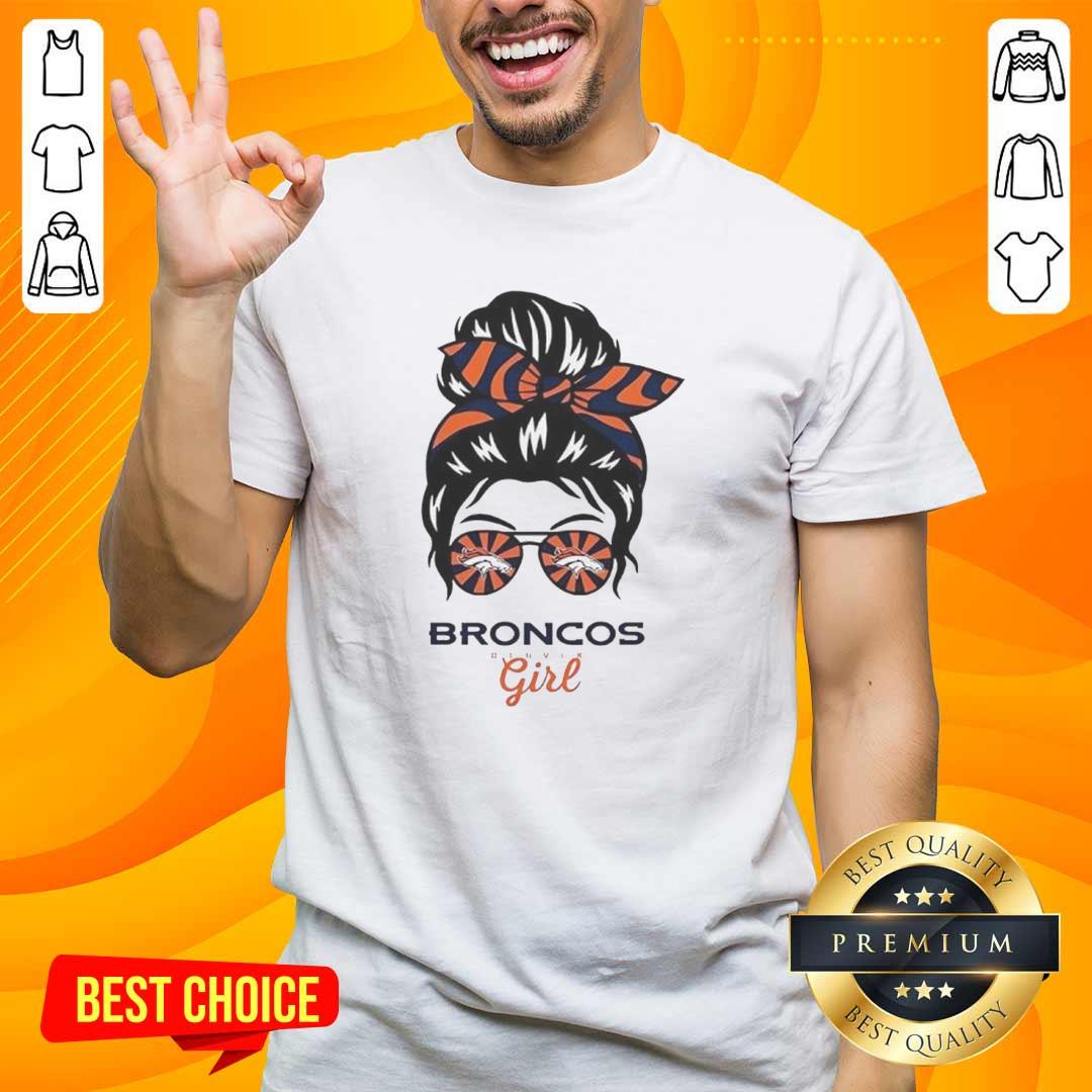 official-denver-broncos-girl-messy-bun-glasses-t-shirt-1 Official Denver Broncos Girl Messy Bun Glasses T-Shirt featuring a stylish design perfect for fans and casual wear.