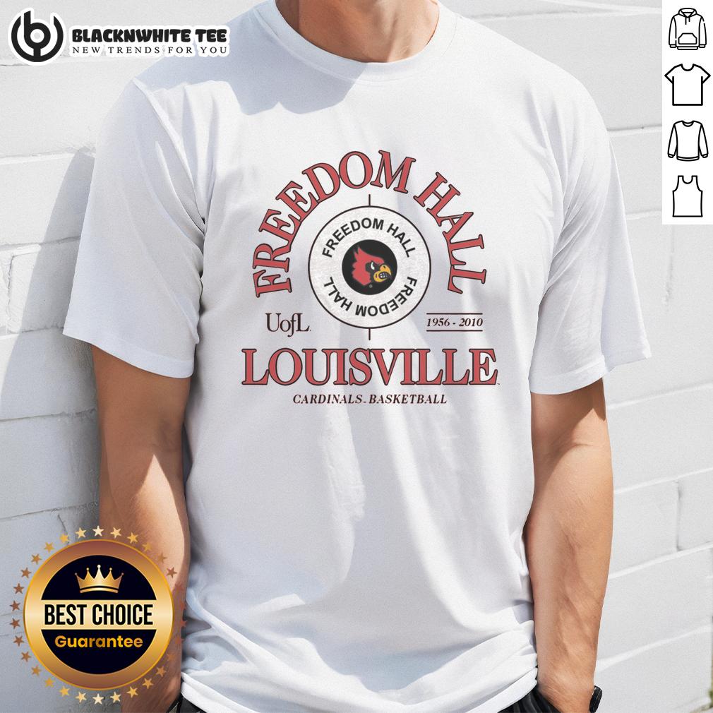 Official Louisville Cardinals Homefield Basketball Vintage T Shirt Official Louisville Cardinals Homefield Basketball Vintage T-Shirt featuring the team's logo and retro design.