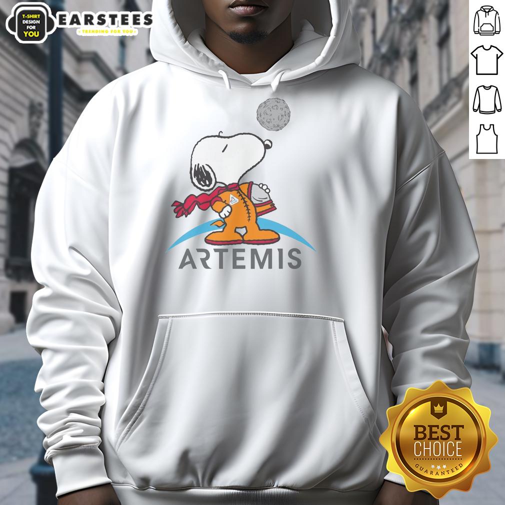 official-snoopy-artemis-astronaut-hoodie Official Snoopy Artemis Astronaut Hoodie featuring Snoopy in a space suit, perfect for space fans and cozy wear.