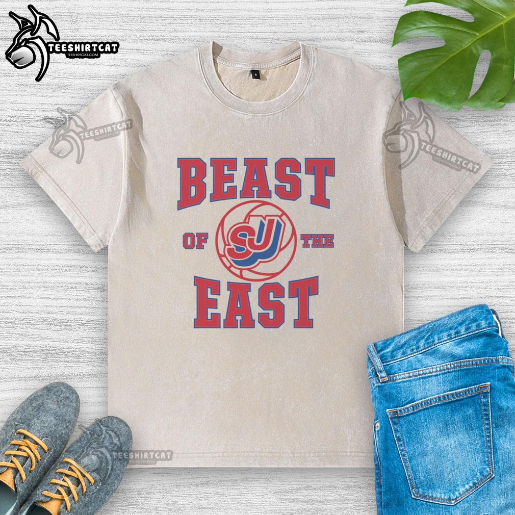 original-st-johns-basketball-beast-of-the-east-vintage-washed-t-shirt Alt Text: Vintage washed St. Johns Basketball Beast of the East t-shirt featuring a classic design and vibrant colors.