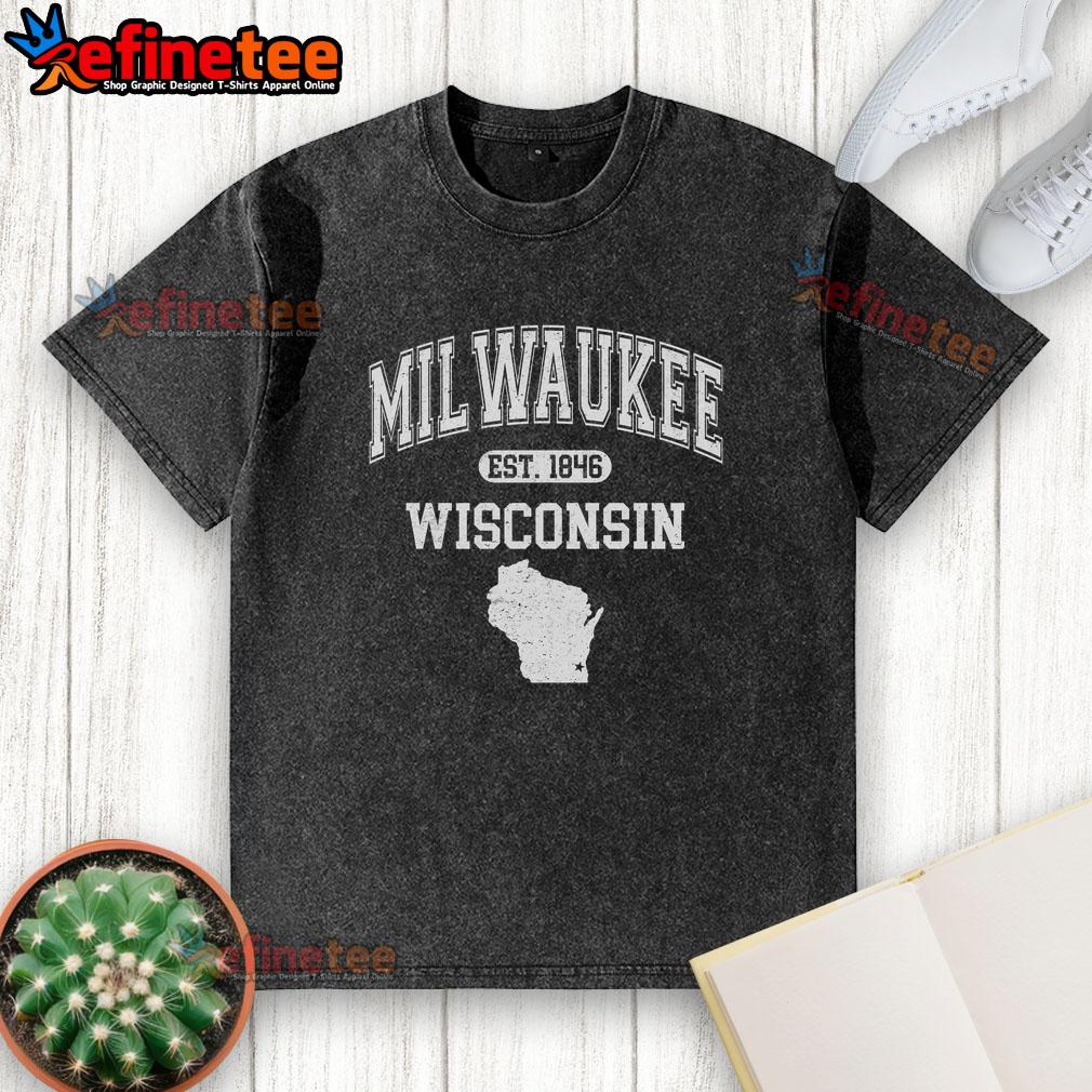premium-milwaukee-wisconsin-est-1846-varsity-washed-t-shirt Premium Milwaukee Wisconsin Est 1846 Varsity Washed T-Shirt in navy blue, showcasing a classic vintage style.