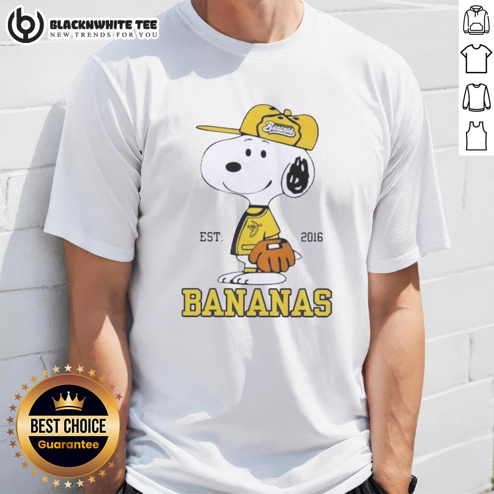 Pretty Peanuts Snoopy X Savannah Bananas Est 2016 T Shirt Pretty Peanuts Snoopy X Savannah Bananas Est 2016 T-Shirt featuring vibrant graphics and playful design for fans.