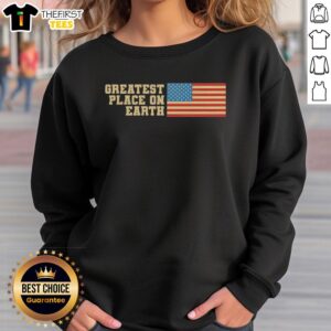 Retro sweatshirt featuring the American flag, perfect for showcasing patriotism and style. Top greatest place on Earth apparel.