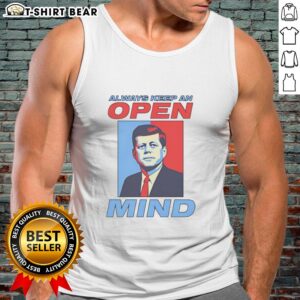 Retro tank top featuring a portrait of John F. Kennedy with the quote 'Always Keep An Open Mind' for stylish inspiration.