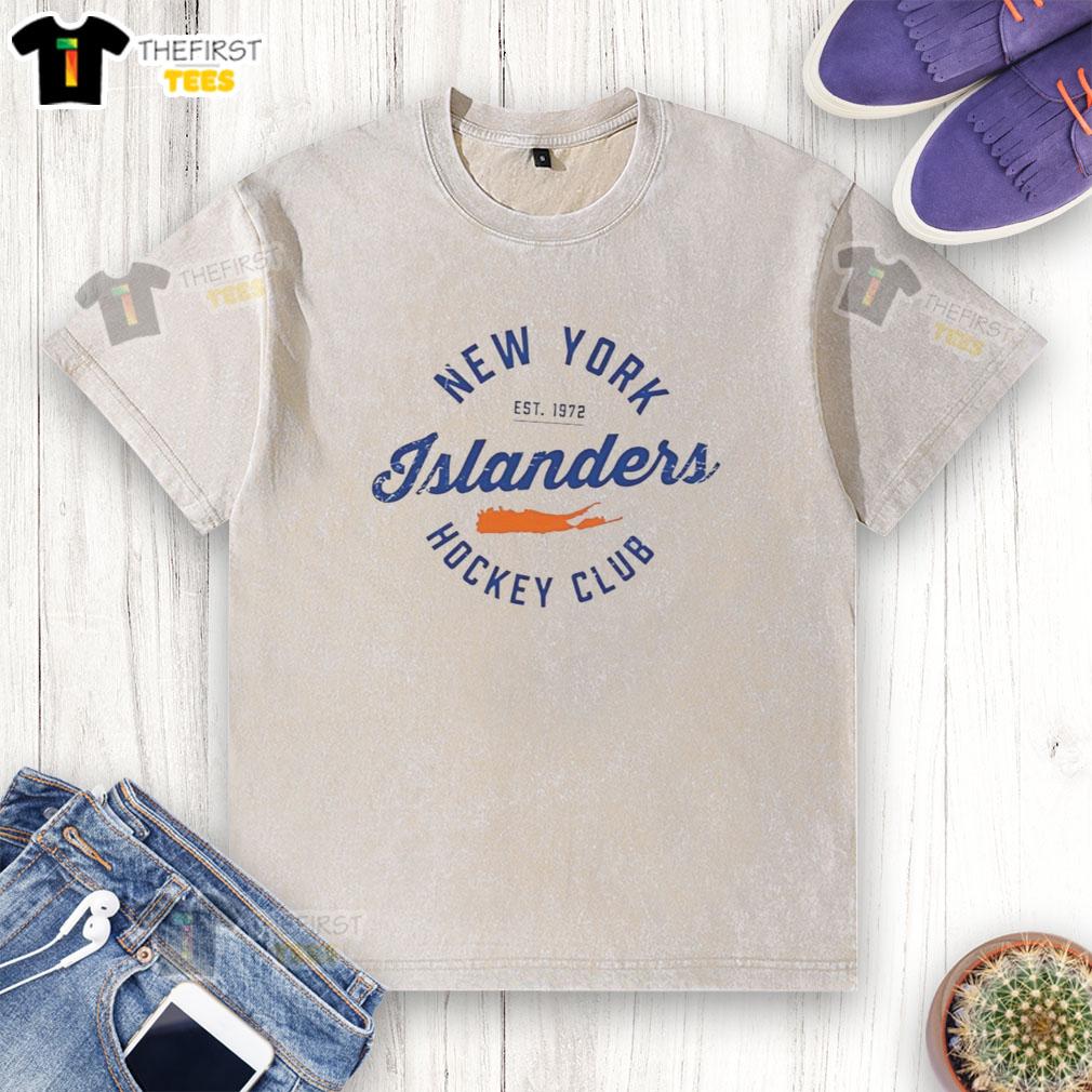 top-new-york-islanders-hockey-club-est-1972-washed-t-shirt Vintage Top New York Islanders Hockey Club Est 1972 washed t-shirt featuring team colors and logo for fans.