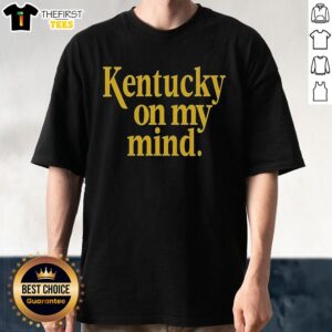 Alt Text: Premium Kentucky On My Mind Letter T-Shirt showcasing a stylish design perfect for proud Kentuckians and fashion lovers.