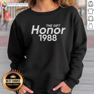 Alt Text: Vintage 1988 Top Ryan Clark The Gift Honor sweatshirt showcasing retro design and classic style for collectors.
