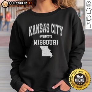 Top Kansas City Missouri Est 1889 varsity sweatshirt in navy blue, showcasing a vintage design and classic fit.