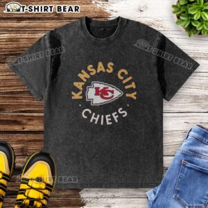 Top Kansas City Chiefs Circle Washed T-Shirt in vibrant red, featuring the iconic Chiefs logo for ultimate fan style.