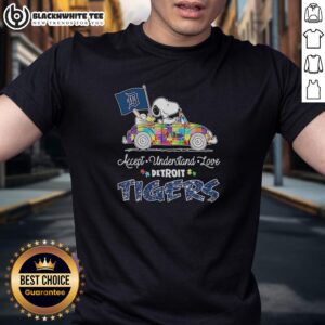 Good Detroit Tigers X Snoopy and Woodstock driving car T-shirt promoting love and understanding in a fun design.