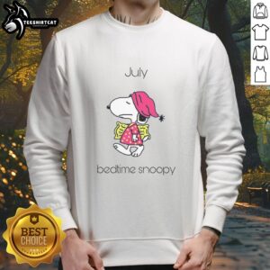 Alt Text: Cute July bedtime Snoopy sweatshirt featuring a playful Snoopy graphic, perfect for cozy nights and casual wear.