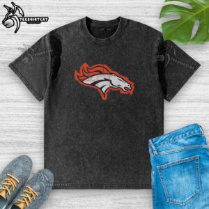 Alt Text: Good Denver Broncos Rivet Logo Washed T-Shirt featuring a distressed logo on a comfortable fabric, perfect for fans.
