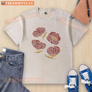 Pretty red poppy floral graphic on a washed t-shirt, perfect for casual style and nature lovers.