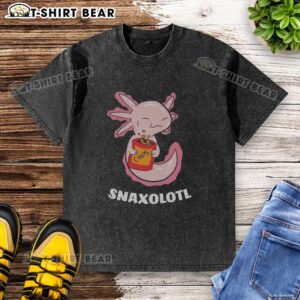 Pretty Snaxolotl Chips washed t-shirt featuring a colorful axolotl design, perfect for casual wear and aquatic enthusiasts.