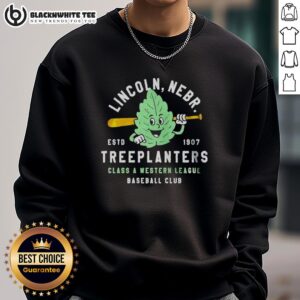Alt Text: Vintage 'Good Lincoln Treeplanters Nebraska Baseball Teams' sweatshirt, established 1907, showcasing defunct team heritage.