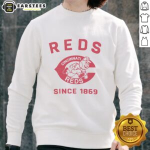Alt Text: Official Cincinnati Reds Cooperstown Duster Sweatshirt featuring vintage design and team logo, perfect for fans.