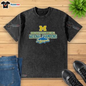 Premium NCAA Michigan Wolverines Men's Basketball 2026 National Champions washed t-shirt in navy blue.
