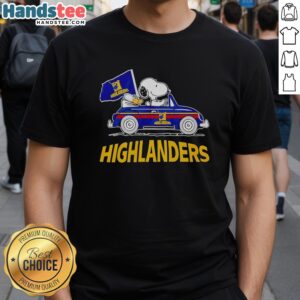 Original Snoopy and Woodstock driving a car, cheering for Highlanders Rugby Club on a fun graphic T-shirt.