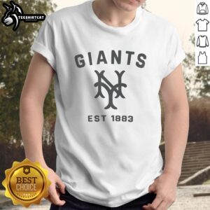 Alt Text: Original San Francisco Giants Cooperstown Duster T-Shirt featuring vintage design and team logo in vibrant colors.