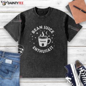 Awesome Bean Juice Enthusiast Washed T-Shirt featuring a fun coffee graphic, perfect for casual wear and coffee lovers.