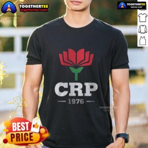 Alt Text: Awesome CRP 1976 Peito logo t-shirt featuring a vintage design in vibrant colors, perfect for retro fashion lovers.