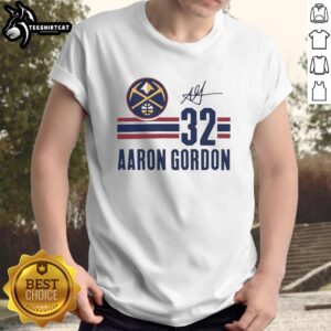 Alt Text: Nice Aaron Gordon Denver Nuggets signature name and number t-shirt featuring bold graphics and team colors.