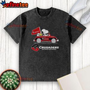 Original Snoopy and Woodstock driver car design on a washed t-shirt, perfect for fans of classic Peanuts characters.