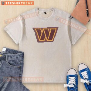Good Washington Commanders rivet logo washed t-shirt for fans, featuring a stylish design and comfortable fit.