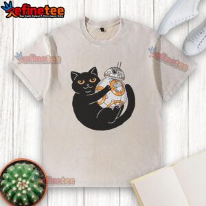 Original Cat and Droid Star Wars washed t-shirt featuring a unique graphic design, perfect for sci-fi and cat lovers.