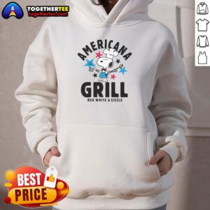 Original Women's Peanuts Americana Grill Cropped Graphic Hoodie featuring a stylish design and vibrant colors.