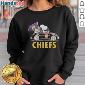 Snoopy and Woodstock cheer while driving a car on a Gallagher Chiefs sweatshirt, perfect for fans and collectors.