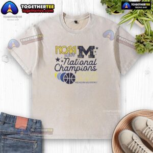 2026 NCAA Men's National Champions Michigan Wolverines Basketball washed t-shirt, featuring team logo and championship graphics.