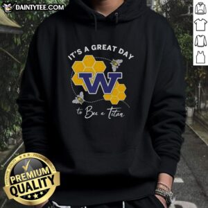 Awesome 'It's A Great Day To Bee A Titan' hoodie in vibrant colors, perfect for Titans fans and casual wear.