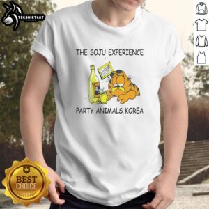 Alt Text: Nice The Soju Experience Party Animals Korea T-Shirt featuring vibrant graphics and a stylish design for nightlife lovers.