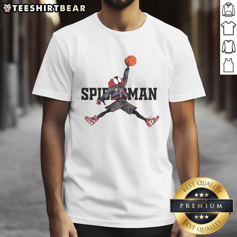awesome-basketball-spider-t-shirt-1 Awesome Basketball Spider T-Shirt featuring a unique spider graphic and vibrant colors for sports enthusiasts.