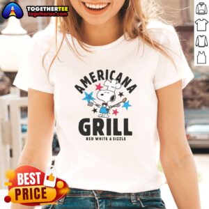 Original Women's Peanuts Americana Grill Cropped Graphic Tee featuring a fun design for stylish ladies.