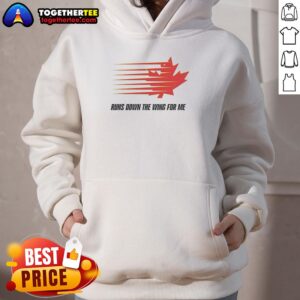 Alt Text: Official Onel Hernandez of Norwich City FC runs down the wing, showcasing his skills in a Me Hoodie.