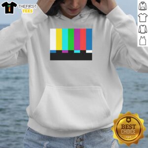 Premium No Signal Hoodie in black, featuring a stylish design and comfortable fit for trendy streetwear enthusiasts.