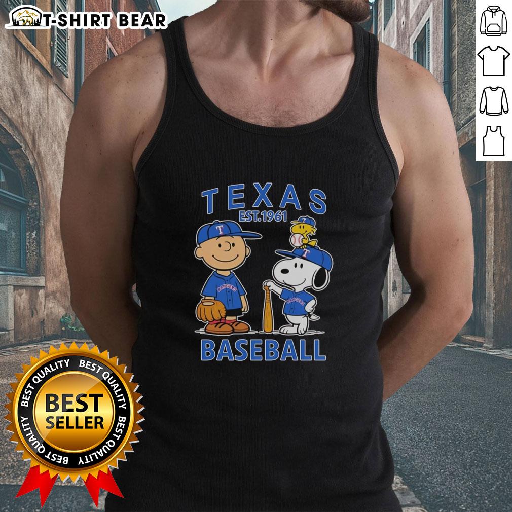 Good Charlie Brown Snoopy And Woodstock With Texas Rangers Baseball Jersey Est 1961 Tank Top Charlie Brown, Snoopy, and Woodstock in a Texas Rangers baseball jersey tank top, est. 1961, showcasing playful baseball spirit.