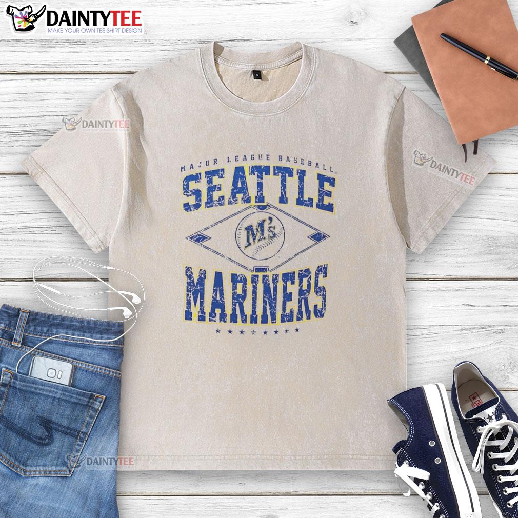hot-seattle-mariners-major-league-baseball-cooperstown-diamond-washed-t-shirt Hot Seattle Mariners Major League Baseball Cooperstown Diamond Washed T-Shirt in navy blue with vintage logo design.
