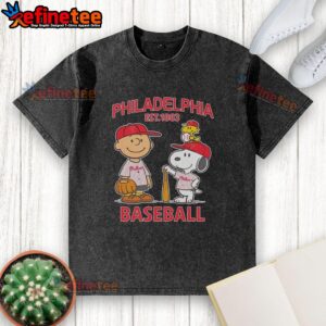 Awesome Charlie Brown Snoopy And Woodstock With Philadelphia Phillies Baseball Jersey Est 1883 T-Shirt - Image 6